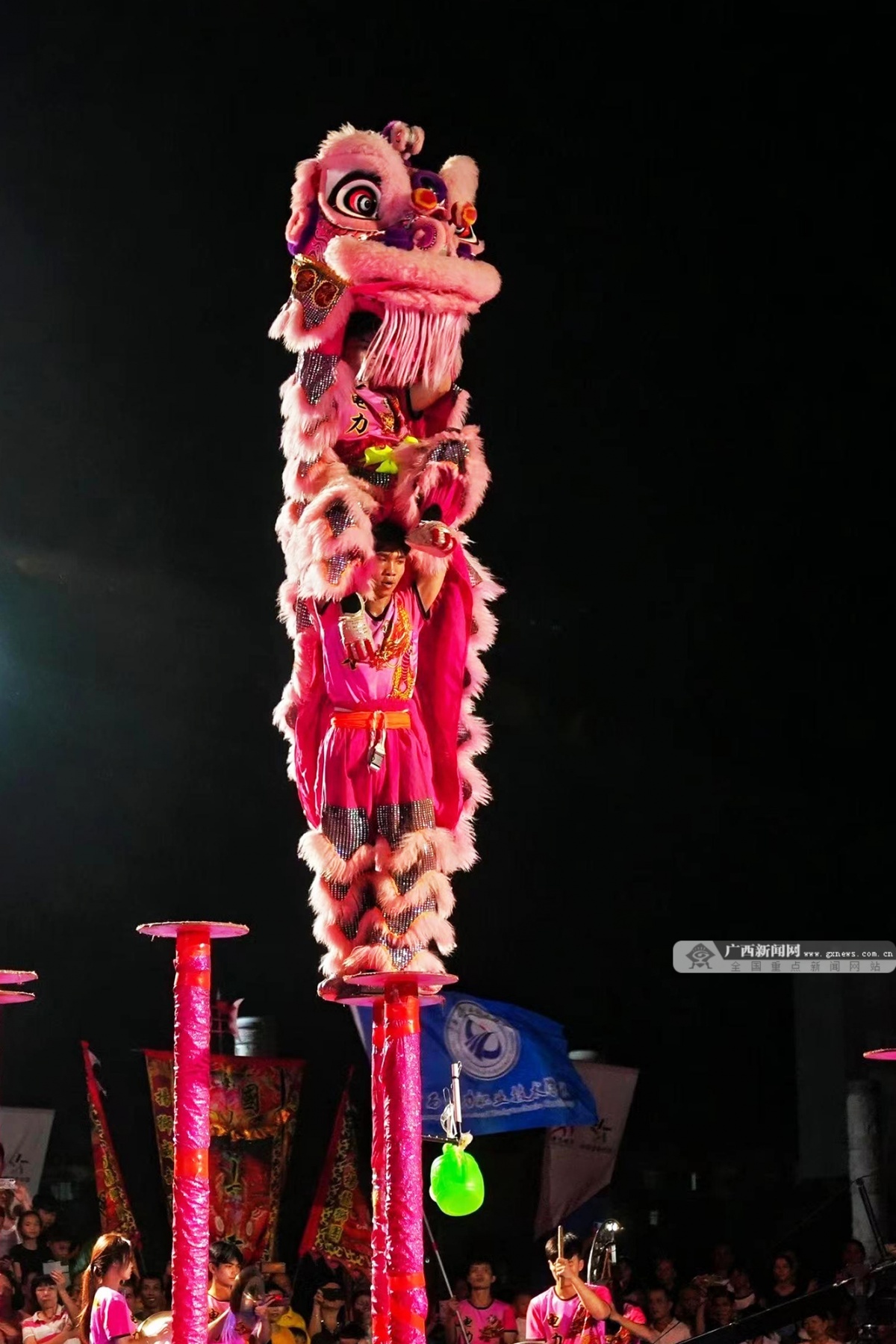 廣西摘得3金1銀2銅！首屆全國全民健身大賽華南區(qū)舞龍舞獅項目結(jié)束爭奪(圖3)
