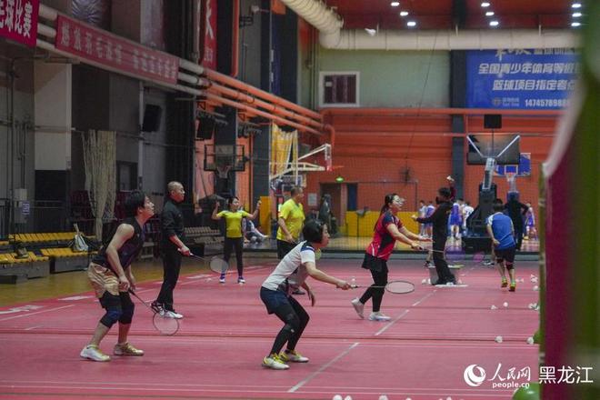 YY易游體育：全民健身熱盼亞冬會(huì)(圖1)