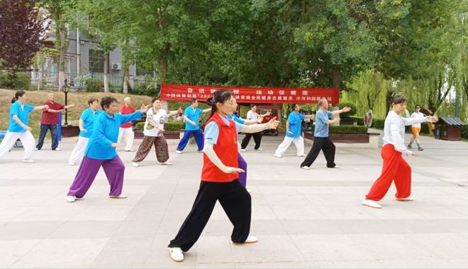 YY易游體育：泰安全民健身志愿服務(wù)繪就“幸福版圖”(圖2)