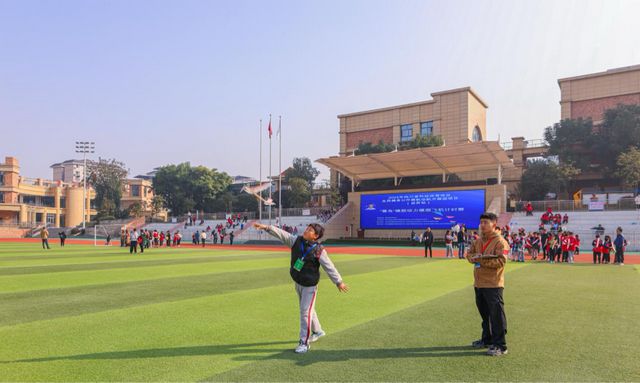 YY易游：2024四川省科技體育項目全民健身公開賽（自貢站）航空航天模型大賽在自貢沿灘舉行(圖3)