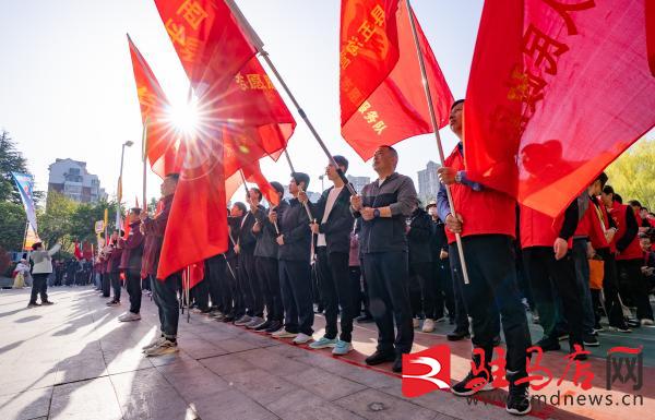 西平縣舉行2025年“移風(fēng)易俗樹新風(fēng)全民健身享健康”萬(wàn)步有約全民健身健步走活動(dòng)(圖2)