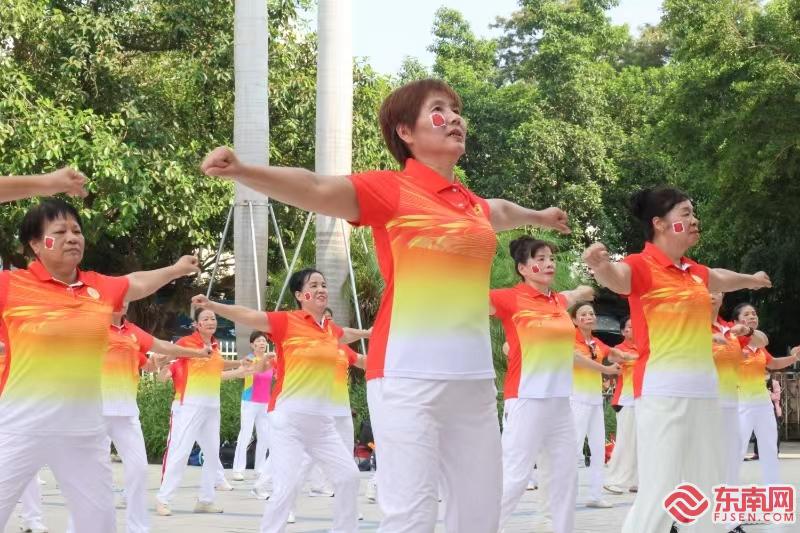 2024年第十六個全民健身日廣場系列快閃活動在榕舉辦