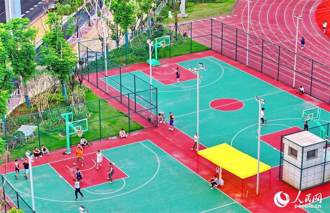 YY易游體育：江西贛州：全民健身中心成健身鍛煉好去處(圖4)